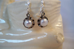 Perla Pearl Earrings